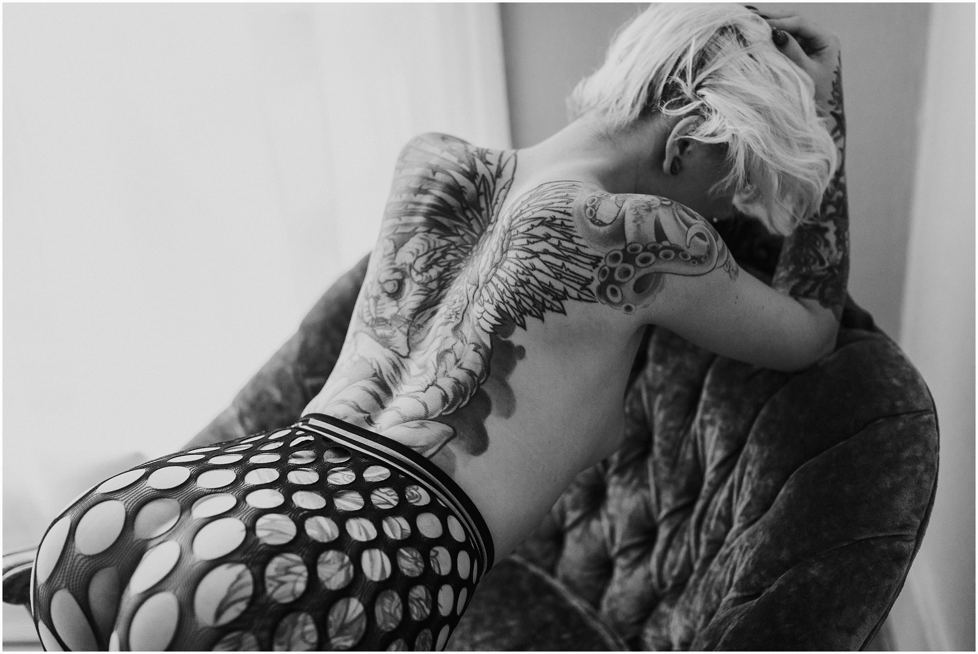 large back tattoo on alternative model shot by vancouver boudoir photographer