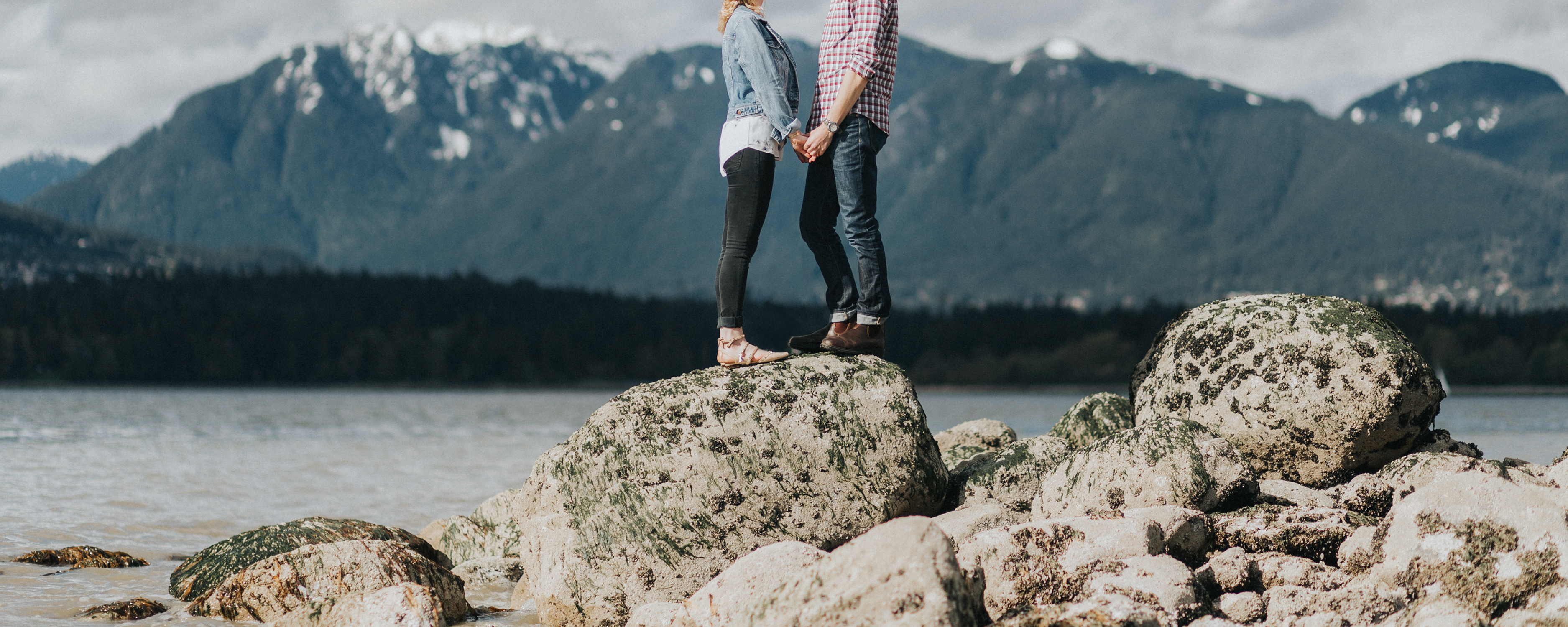 Bride and groom to be in Kitsilano - Vancouver engagement photography